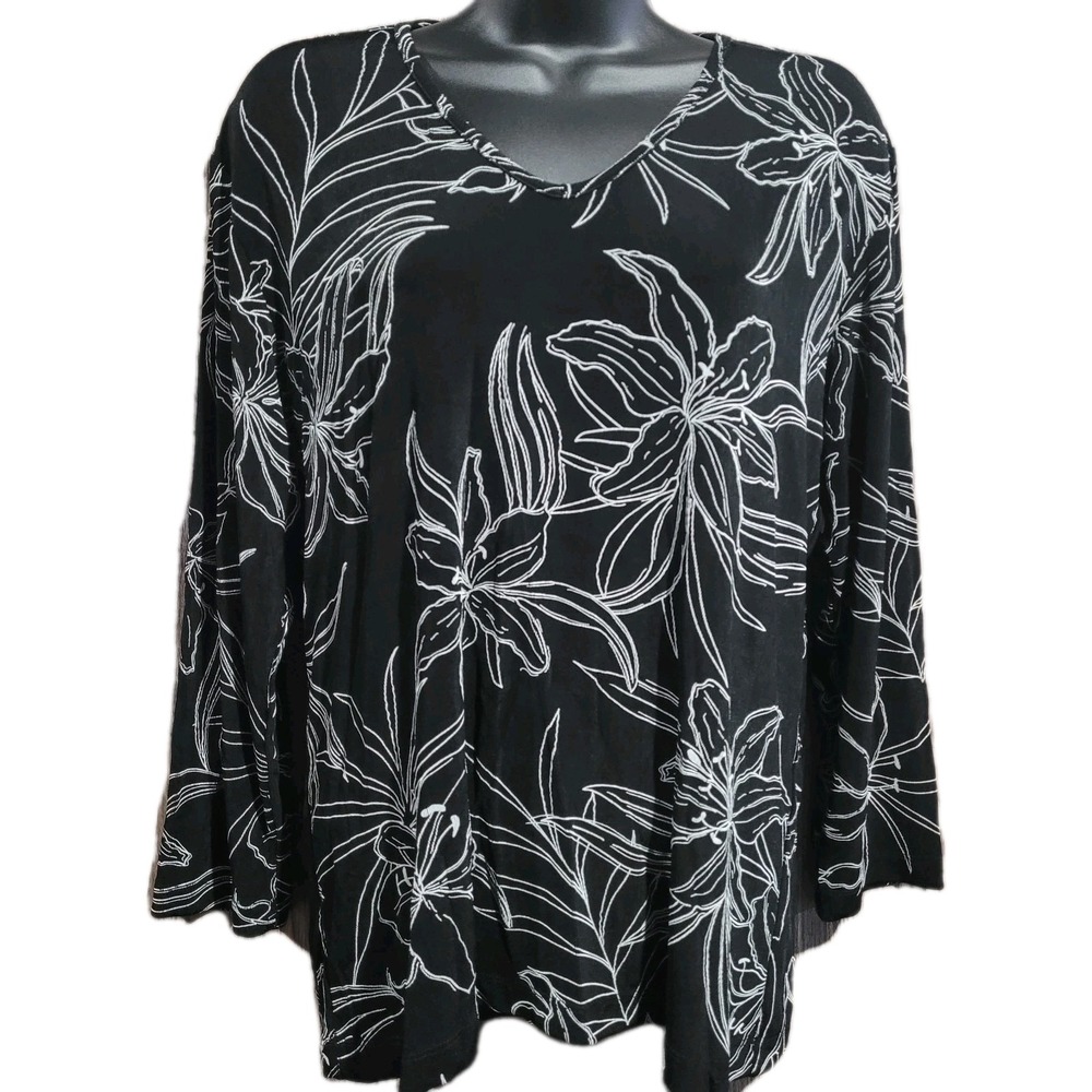 Chico's Travelers Floral Slinky Top Shirt Sz 2 / L Black w/White Flowers Resort